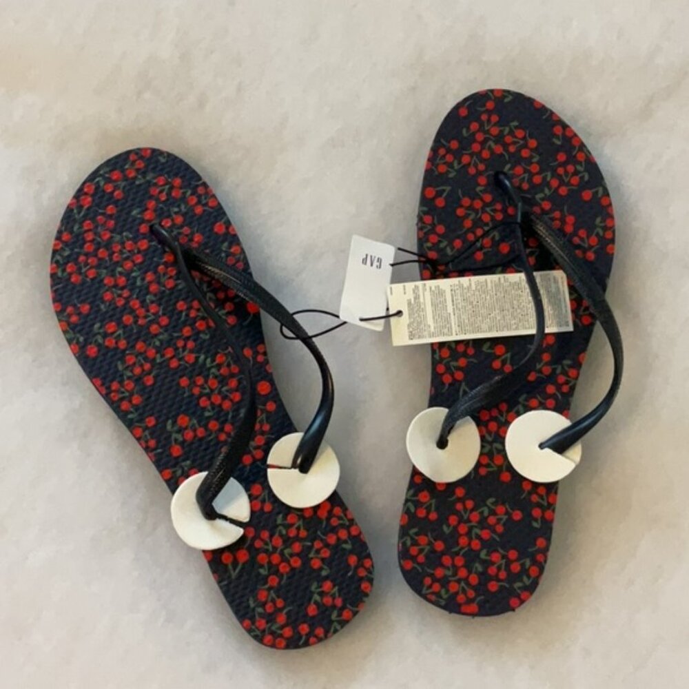 GAP Print Flip Flops